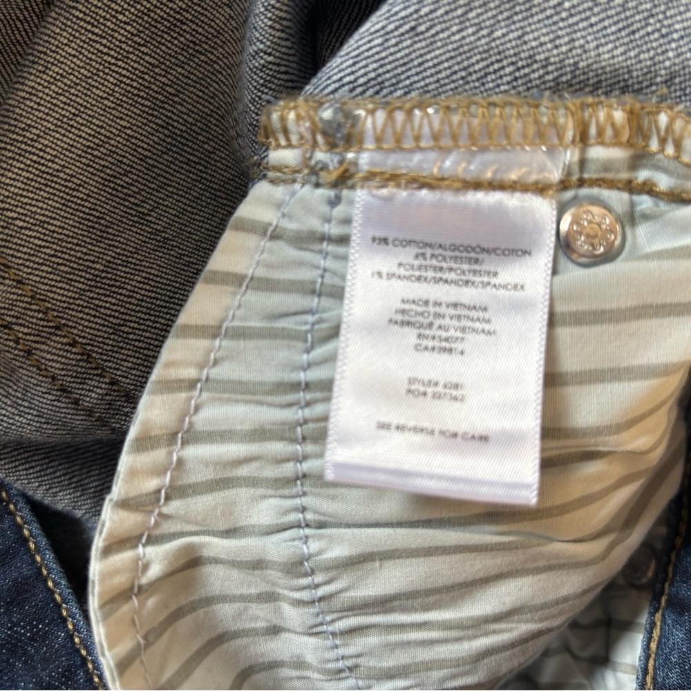 CAbi Women's Dark and Light Blue Ankle Jeans - Picture 7 of 7